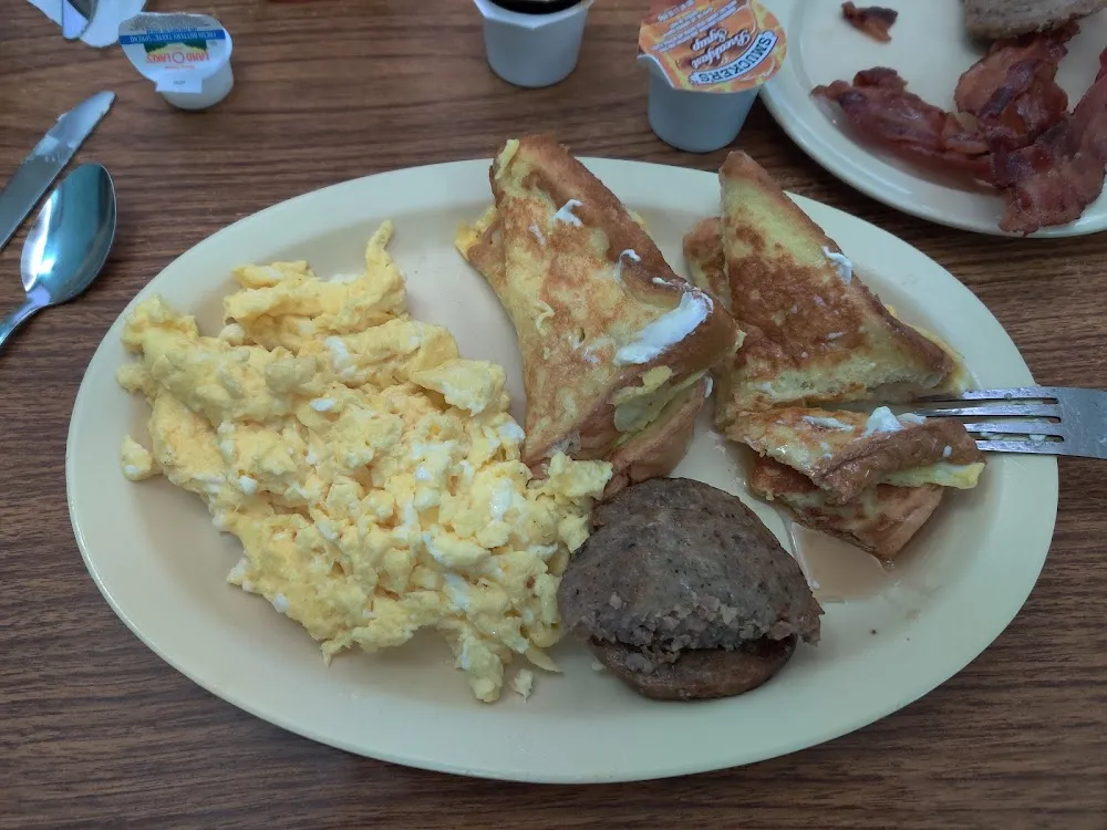 French Toast w Scrambled Eggs